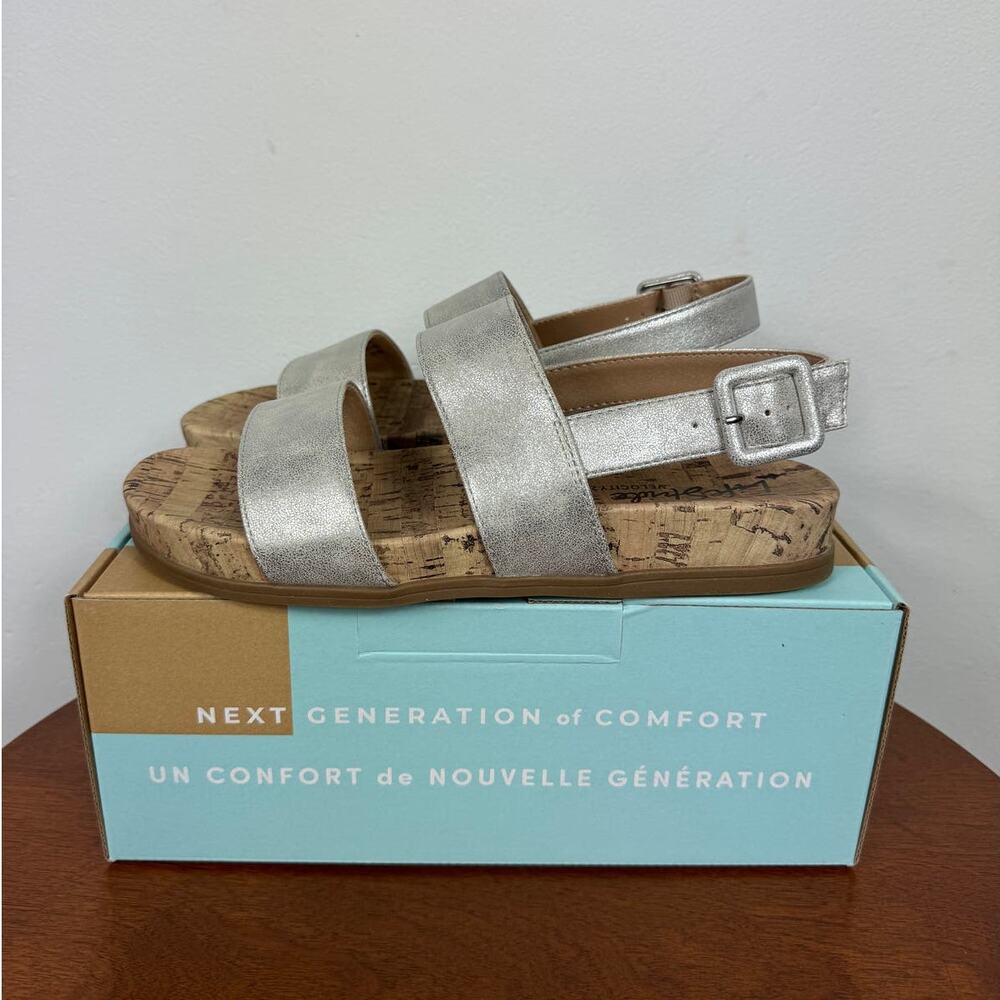 New LifeStride Holiday Sandal in Silver Women's Size 8.5 - Picture 4 of 9